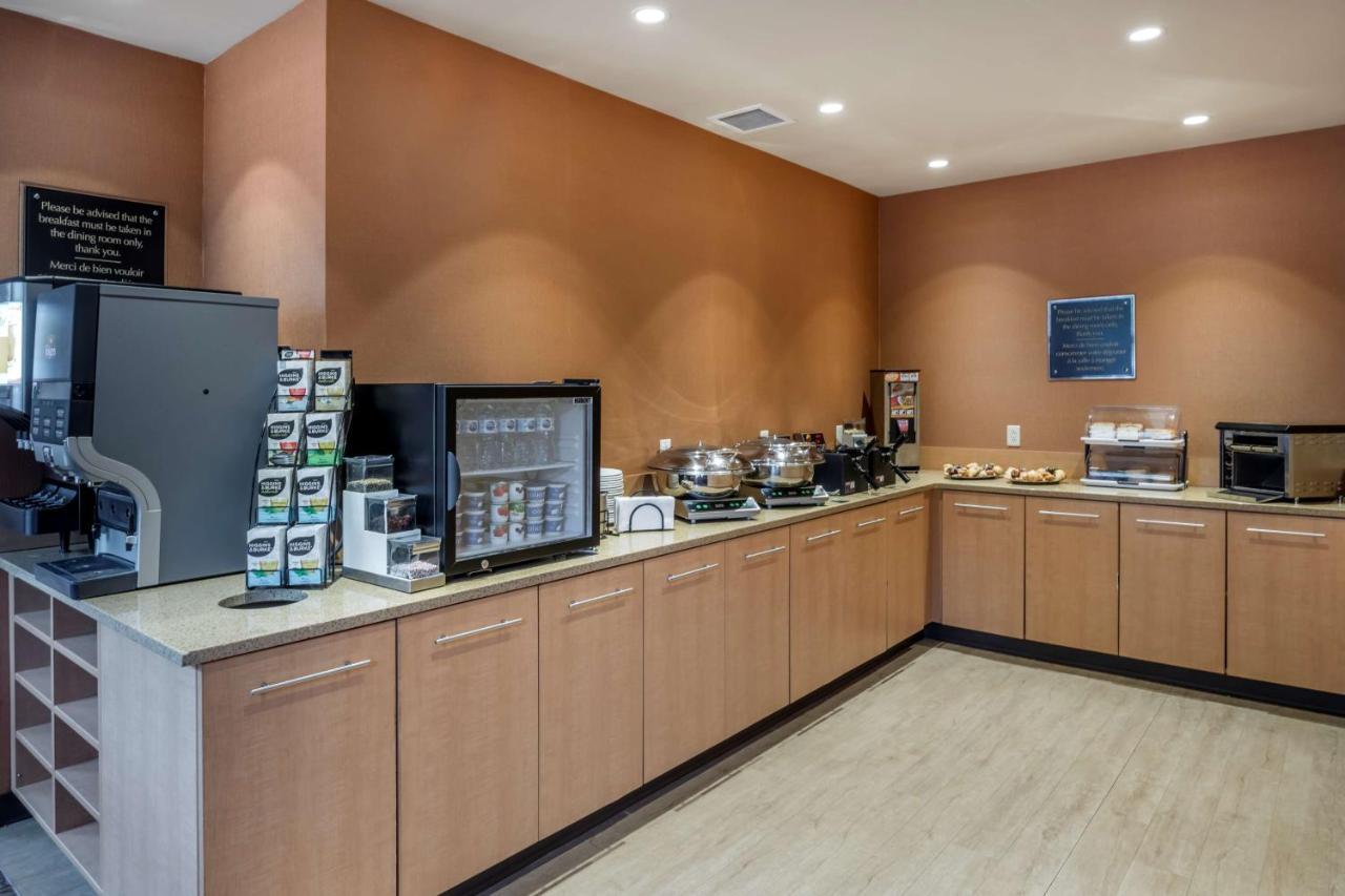 Best Western Plus, Bathurst Hotel & Suites Exterior photo